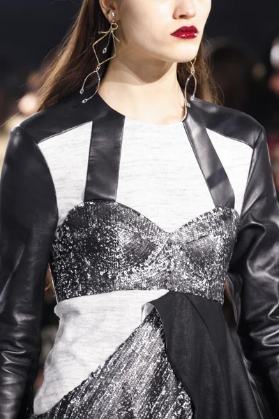Look 92